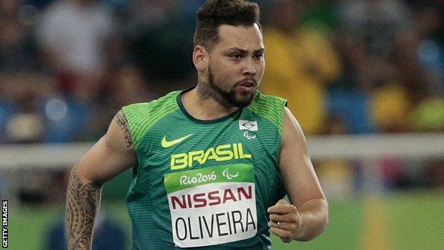 Alan Oliveira