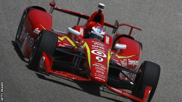 Scott Dixon in IndyCar action