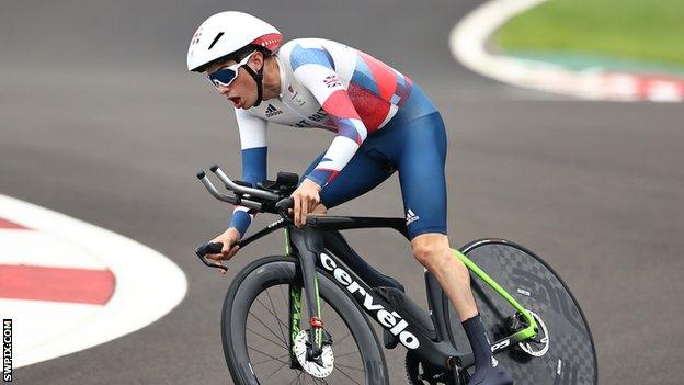 Para-cyclist Fin Graham in action at the Tokyo Paralympics