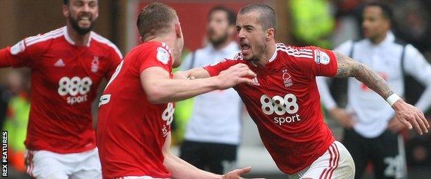 Daniel Pinillos celebrates Nottingham Forest's equaliser