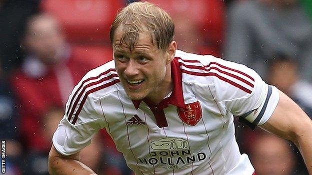 Jay McEveley in action for Sheffield United