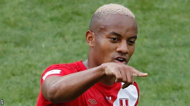 Andre Carrillo