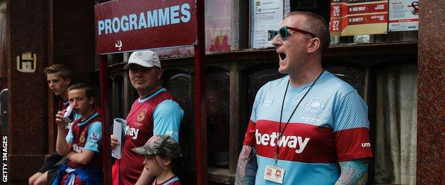 West Ham programme seller