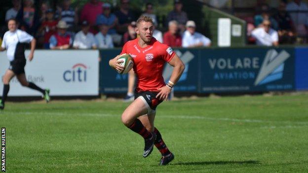 Ross Adair scores try v Ampthill