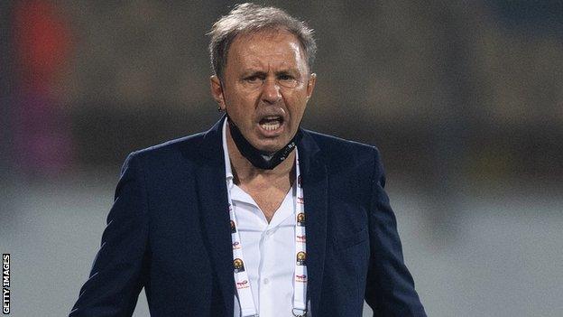 Milovan Rajevac on the side lines with Ghana