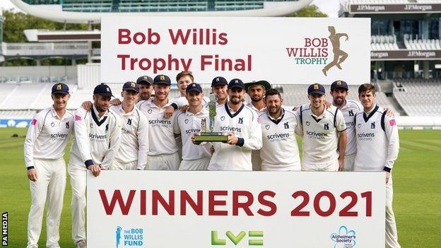 New county champions Warwickshire won their second piece of silverware in eight days