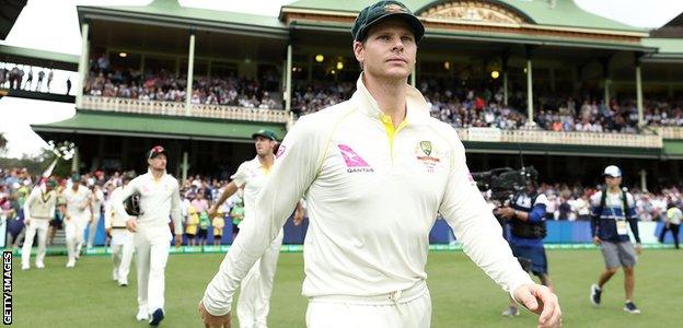 Steve Smith leads his team out at the SCG