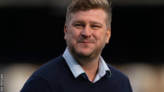 Karl Robinson