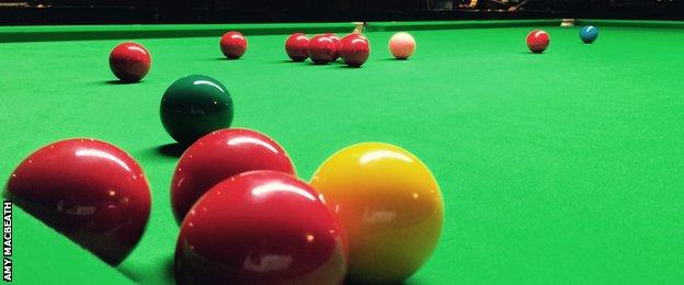 Snooker balls