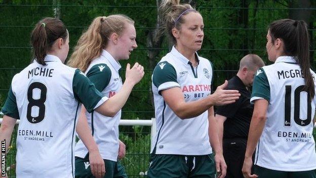 Joelle Murray of Hibs (second right)