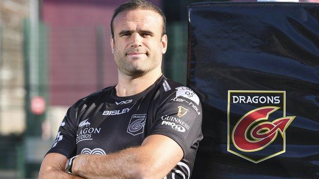 Dragons have announced the signings of Jamie Roberts, Nick Tompkins and Jonah Holmes during the 2020 summer