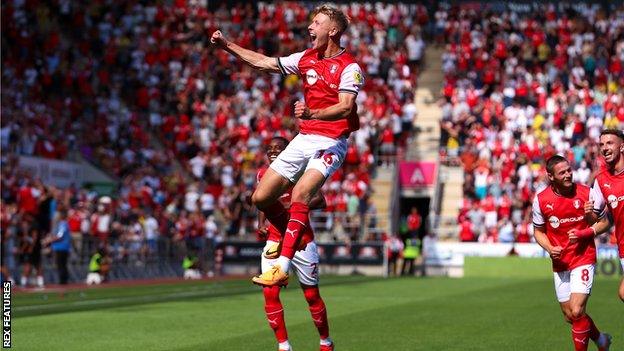 Rotheram 4-0 Reading