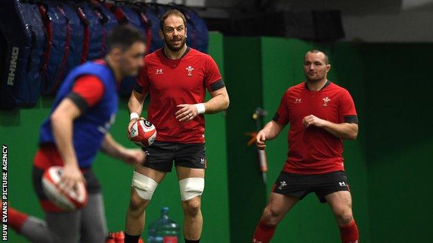 Captain Alun Wyn Jones and hooker Ken Owens have played a combined total of 220 internationals for Wales