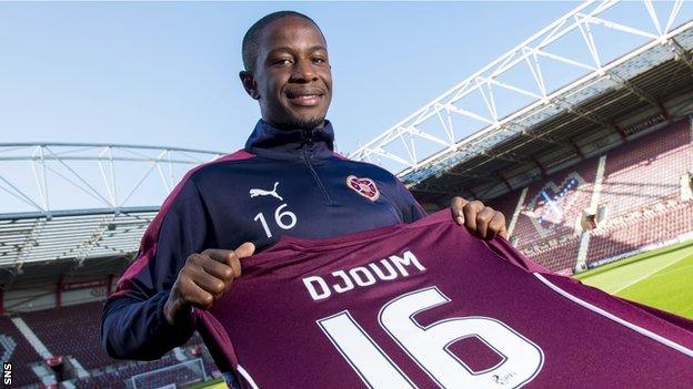 Arnaud Djoum