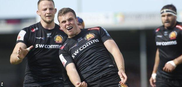 Joe Simmonds celebrates a try for Exeter