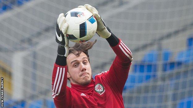 Danny Ward