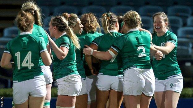 Ireland players celebrate