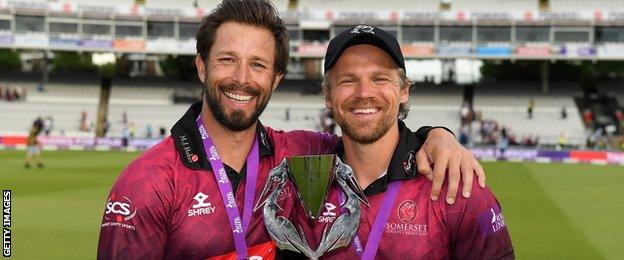 Peter Trego (left) celebrates winning the 2019 One-Day Cup with Somerset