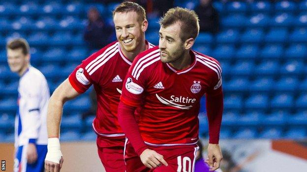 Niall McGinn (right) and Adam Rooney