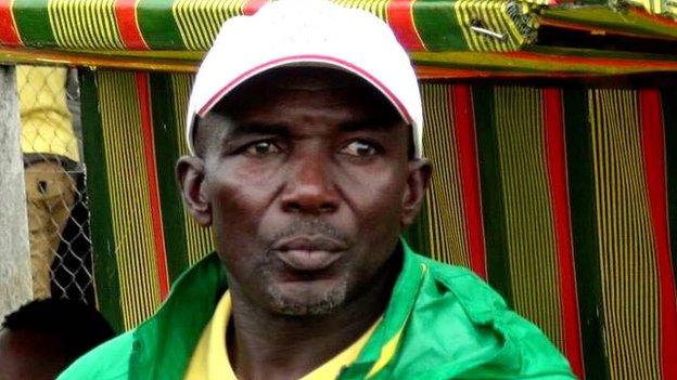 Coach of Yong Sports Academy Emmanuel Ndoumbe Bosso