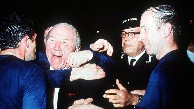 Matt Busby celebrates winning the 1968 European Cup with his Manchester United team