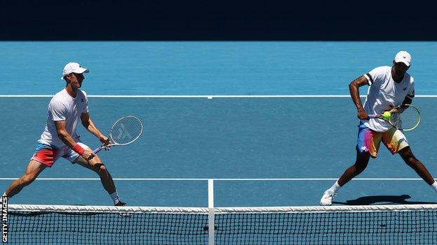 Joe Salisbury (left) and Rajeev Ram (right)