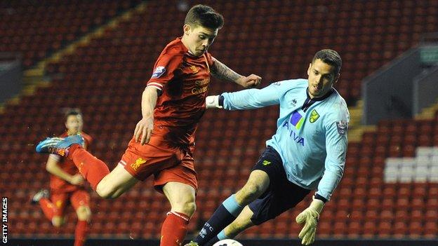 Remi Matthews in action for Norwich City Under-21s against Liverpool