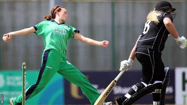 Ireland teenager Lara Maritz was the top wicket-taker in Sunday's one-day game against the White Ferns