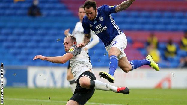 Lee Tomlin