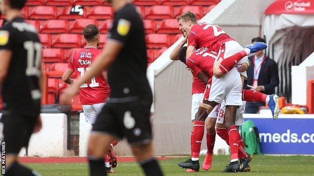 Nottingham Forest celebrate