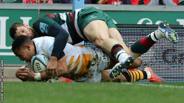 Wasps' Marcus Watson matched his ninth-minute opener with a second try on 29 minutes at Leicester