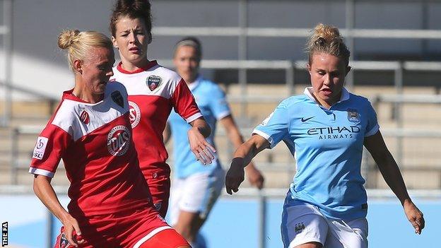 Bristol's Sophie Ingles challenges Manchester City's Isobel Christiansen (right)