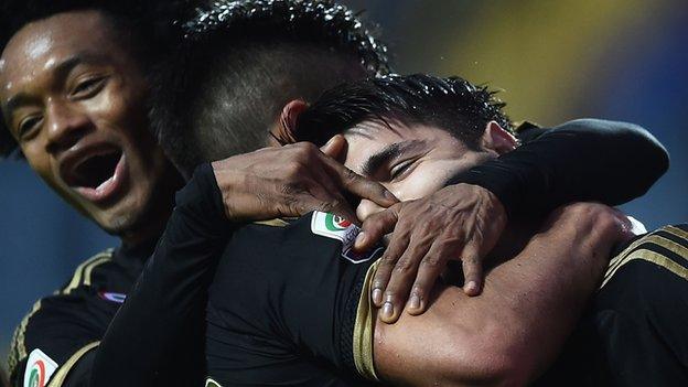 Juventus players celebrate