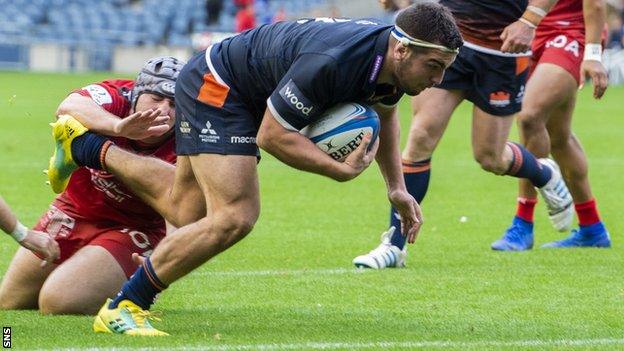 Stuart McInally scores a try for Edinburgh against Toulon