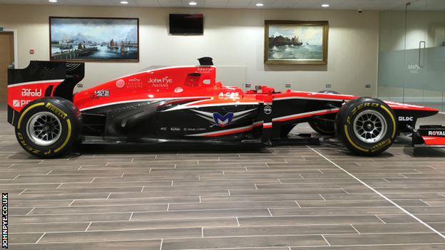 Marussia MR02