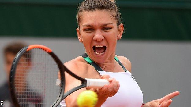 Simona Halep through to French Open fourth round