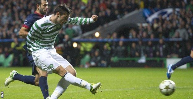 Tony Watt scores the winner for Celtic against Barcelona