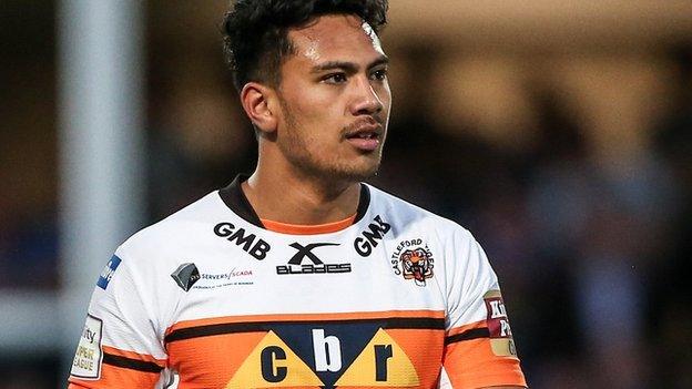 Denny Solomona