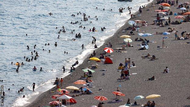 Antalya averages a scorching 31.6 degrees Celsius during June, a fair bit warmer than in Hull..