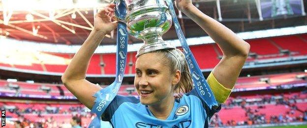 Steph Houghton