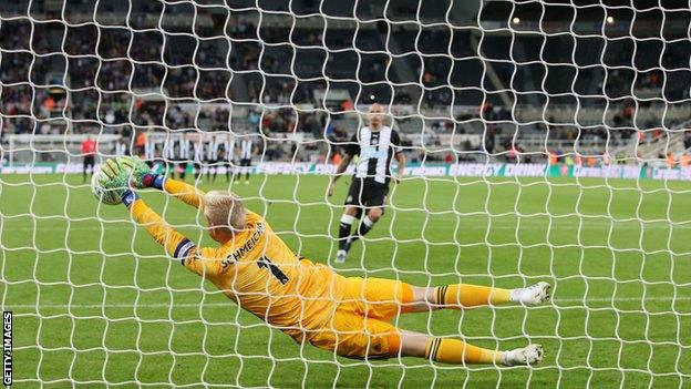 Kasper Schmeichel saves Jonjo Shelvey's penalty