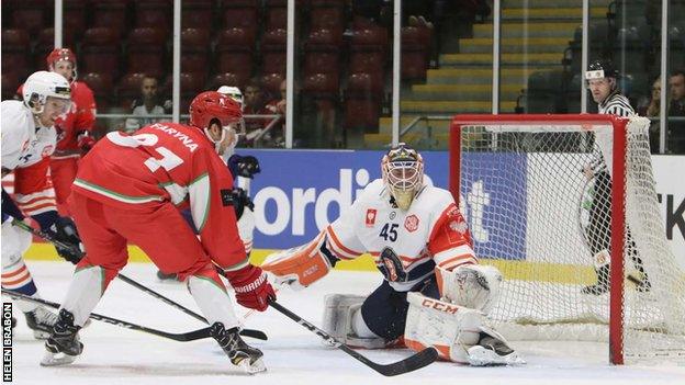 Cardiff Devils kept up the pressure on the Vaxjo Lakers goal