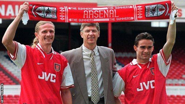 Arsene Wenger, Marc Overmars and Emmannuel Petit