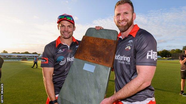 Richie McCaw and Kieran Read