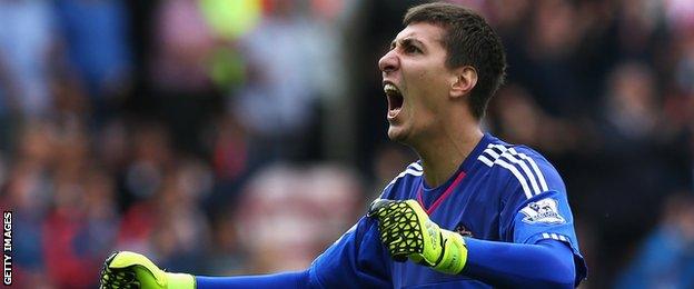 Sunderland keeper Costel Pantilimon