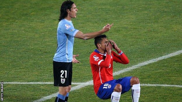 Edinson cavani and Gonzalo Jara