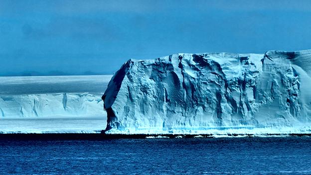 Ice shelf