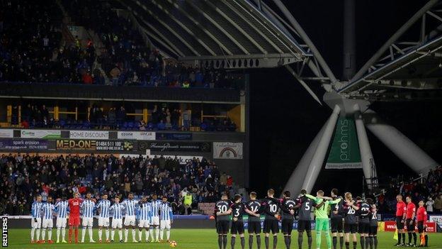 Huddersfield and Everton hold a moment of reflection for Emiliano Sala before their match at John Smith's Stadium.