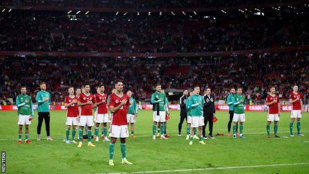 Hungary players went to applaud their fans at the end