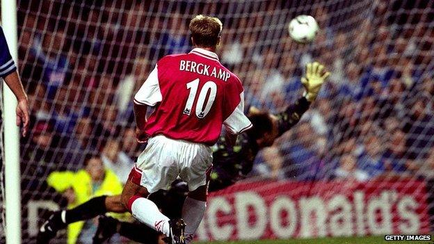 Dennis Bergkamp scores against Leicester